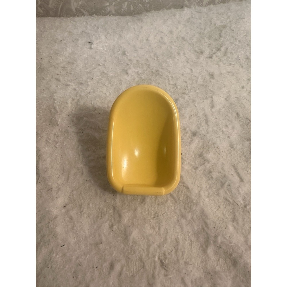Vintage Little Tikes Dollhouse Size Baby Infant Car Seat Chair Yellow & White